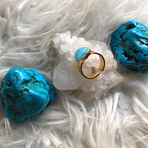 Genuine Turquoise Ring - Picture 7 of 8